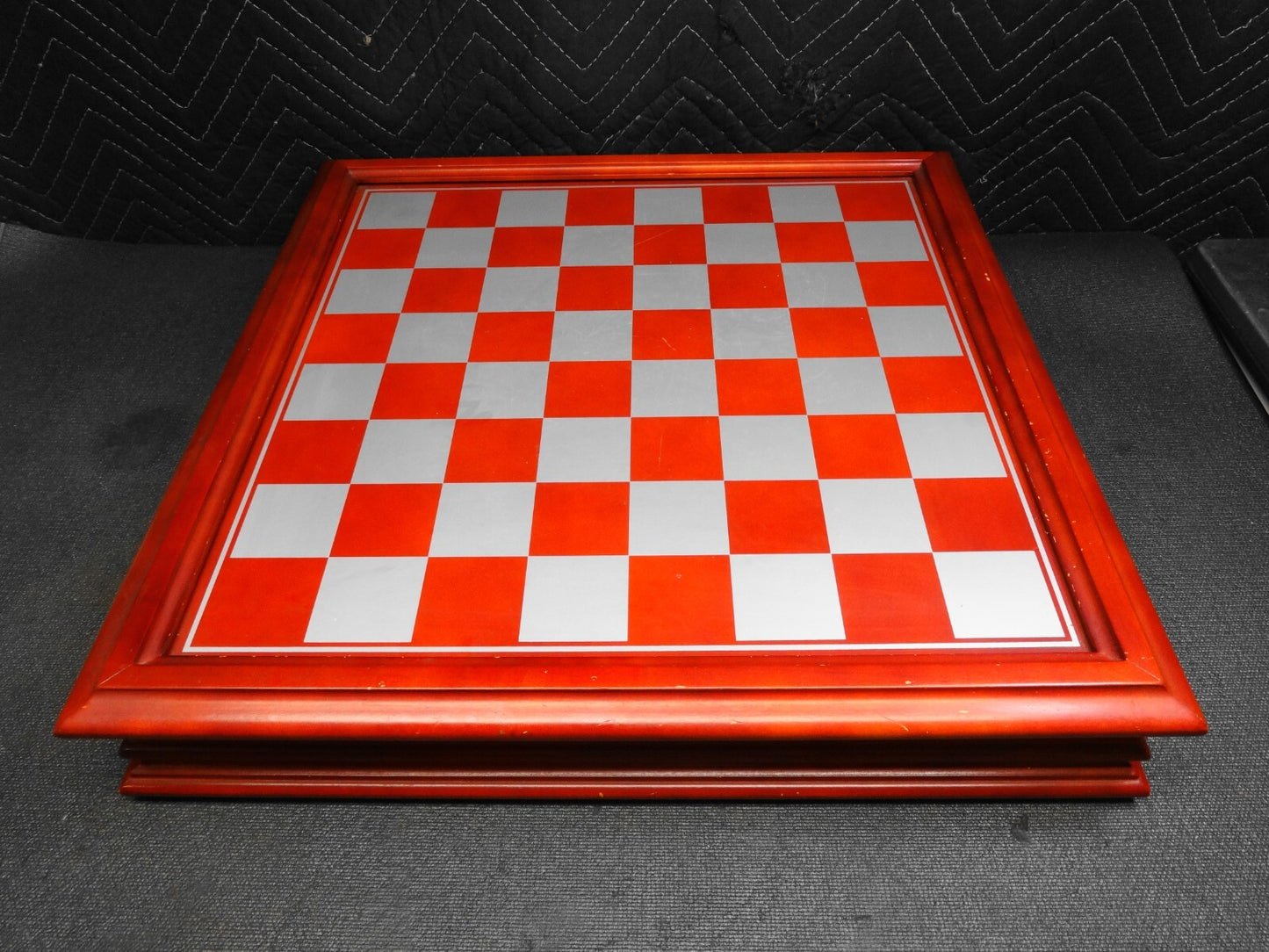 DANBURY MINT FANTASY OF THE CRYSTAL PEWTER & SWAROVSKI CHESS SET LIMITED EDITION