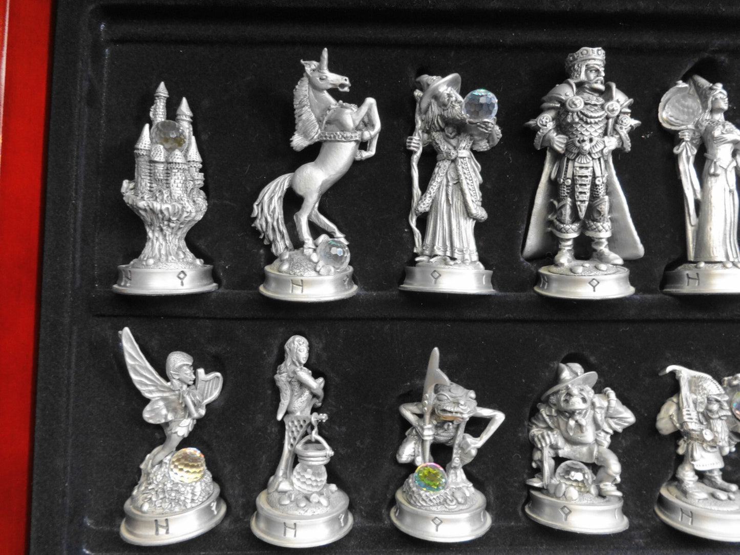 DANBURY MINT FANTASY OF THE CRYSTAL PEWTER & SWAROVSKI CHESS SET LIMITED EDITION
