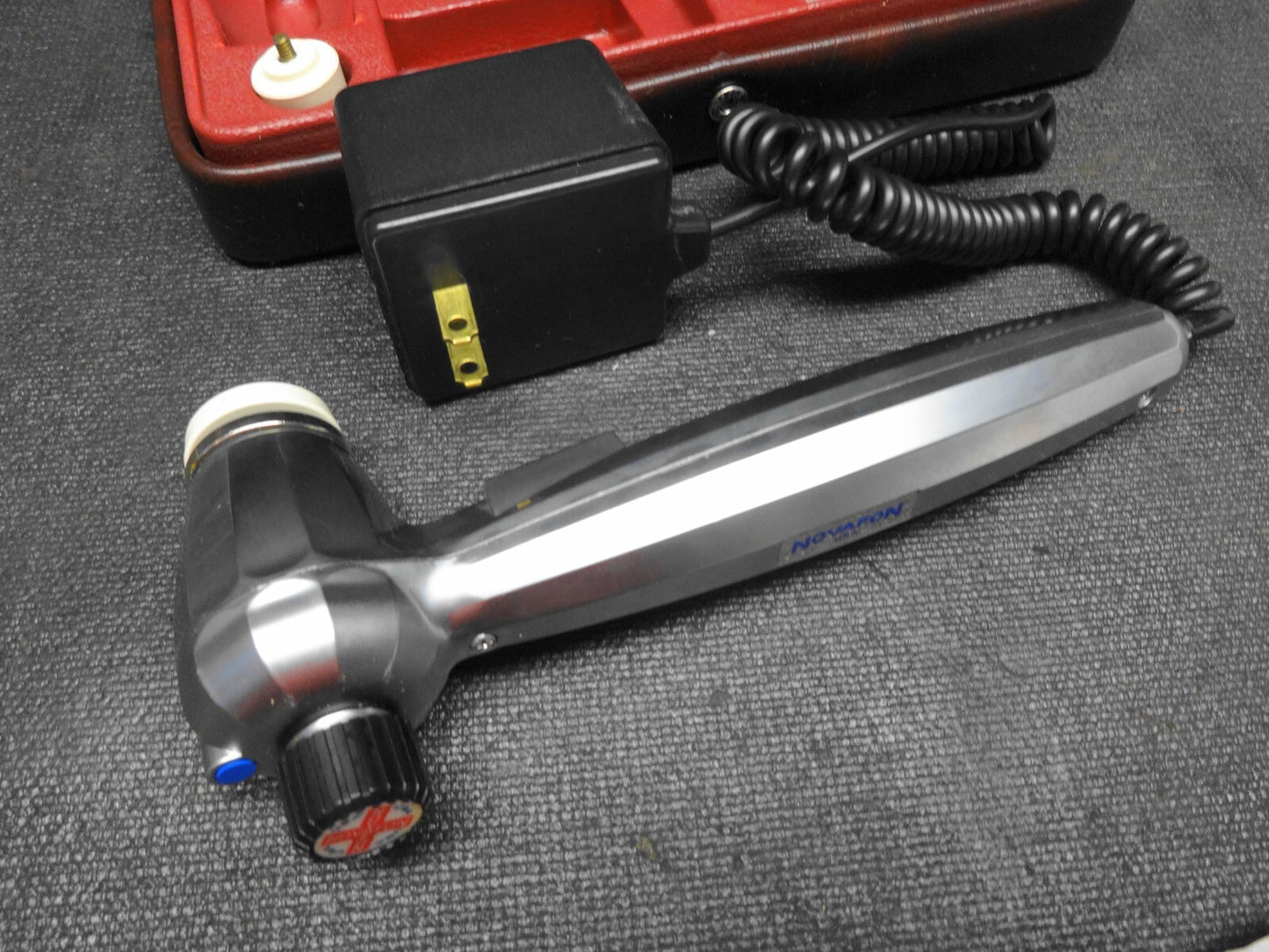 VINTAGE NOVAFON VIBRATION DEEP TISSUE MASSAGER W/ CASE