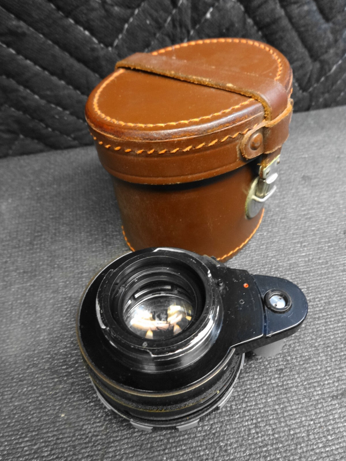 Rare Schneider Kreuznach Xenon 50mm f/1.9 Lens w/ leather case