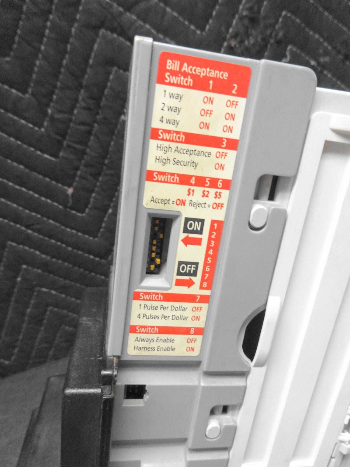 Mars MEI AE2411 U7 115vac Bill Acceptor Validator $1s & $5  Vending & Bill Box