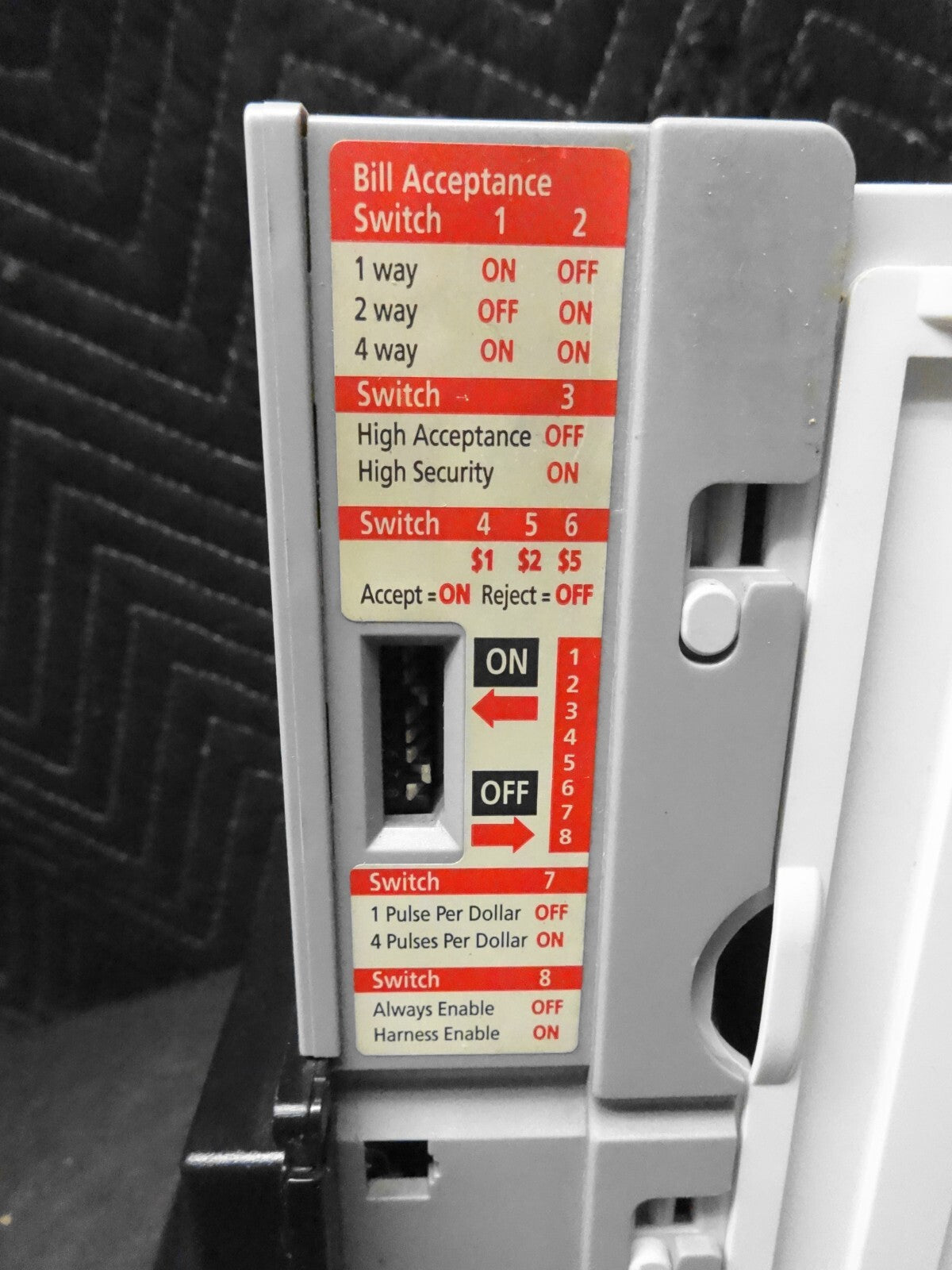 Mars MEI AE2411 U7 115vac Bill Acceptor Validator $1s & $5  Vending & Bill Box