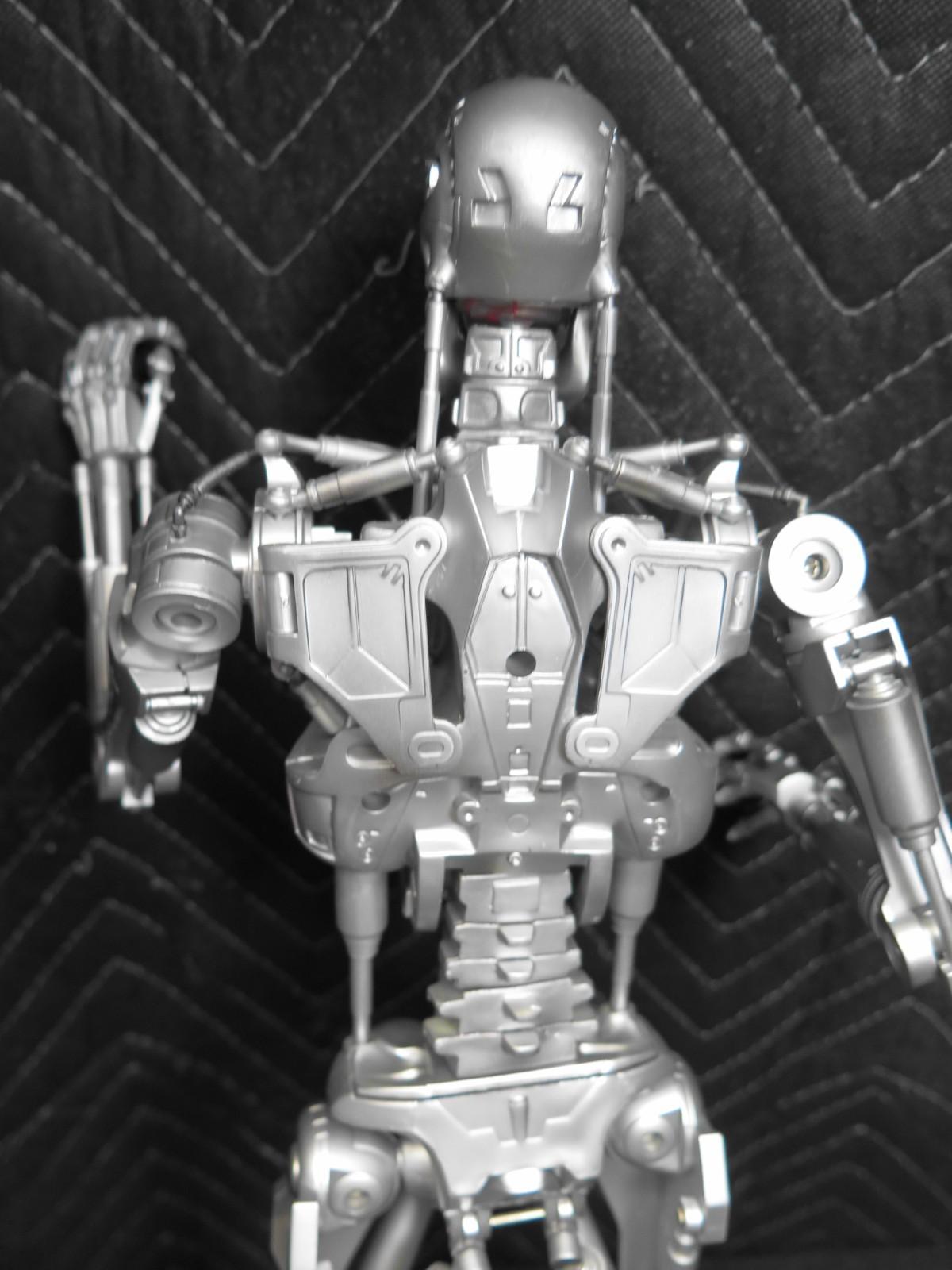 NECA the Terminator T-800 Endoskeleton Action Figure 18-inch, 1/4 Scale