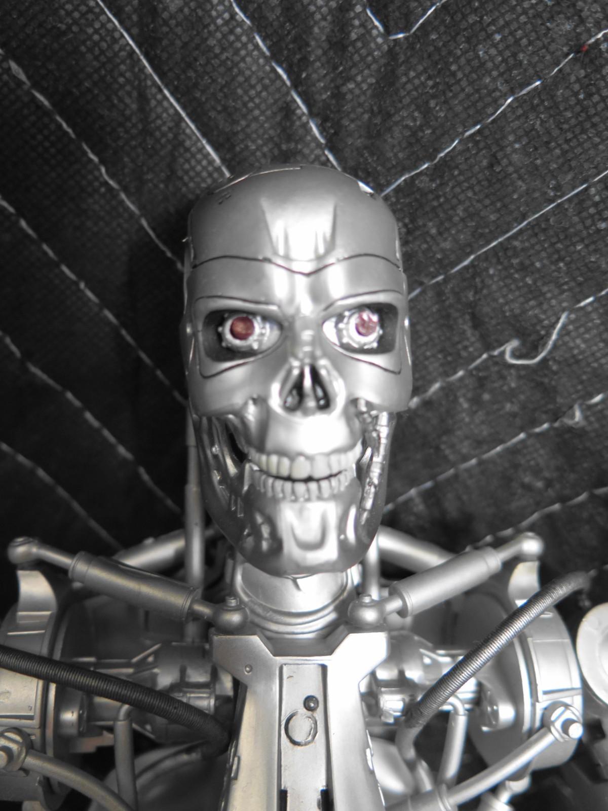 NECA the Terminator T-800 Endoskeleton Action Figure 18-inch, 1/4 Scale