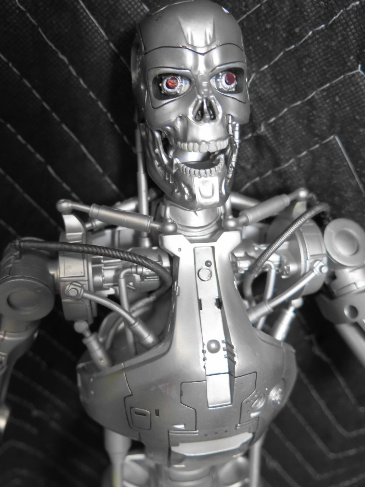 NECA the Terminator T-800 Endoskeleton Action Figure 18-inch, 1/4 Scale
