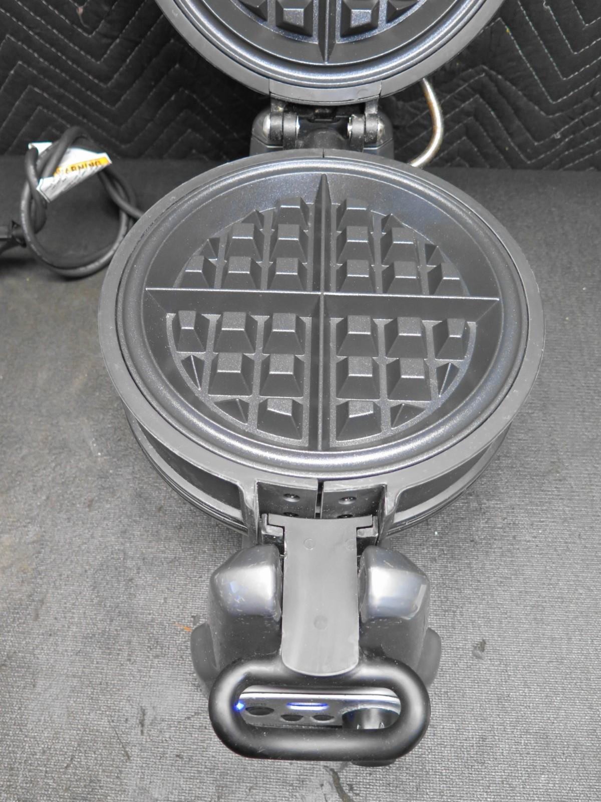 KitchenAid KPWB100 Pro Line Series Rotating Dual Belgian Waffle Maker