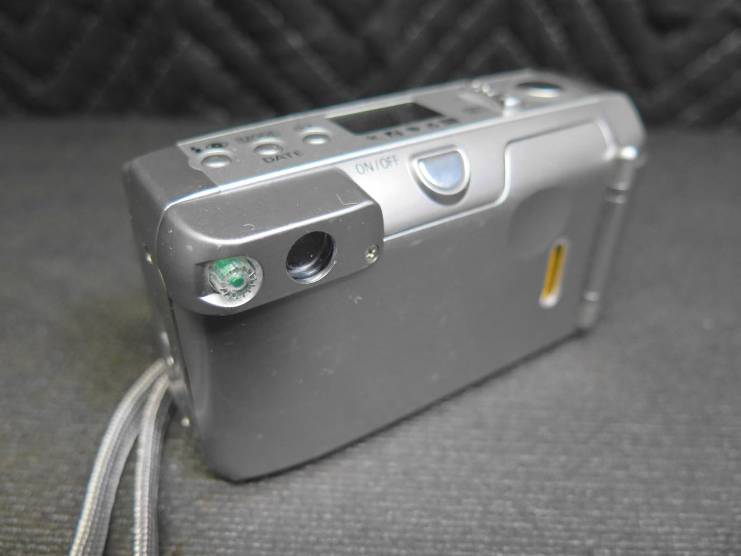 Canon Sure Shot 150u Date 35mm Point & Shoot Film Camera 38-150mm - New Battery