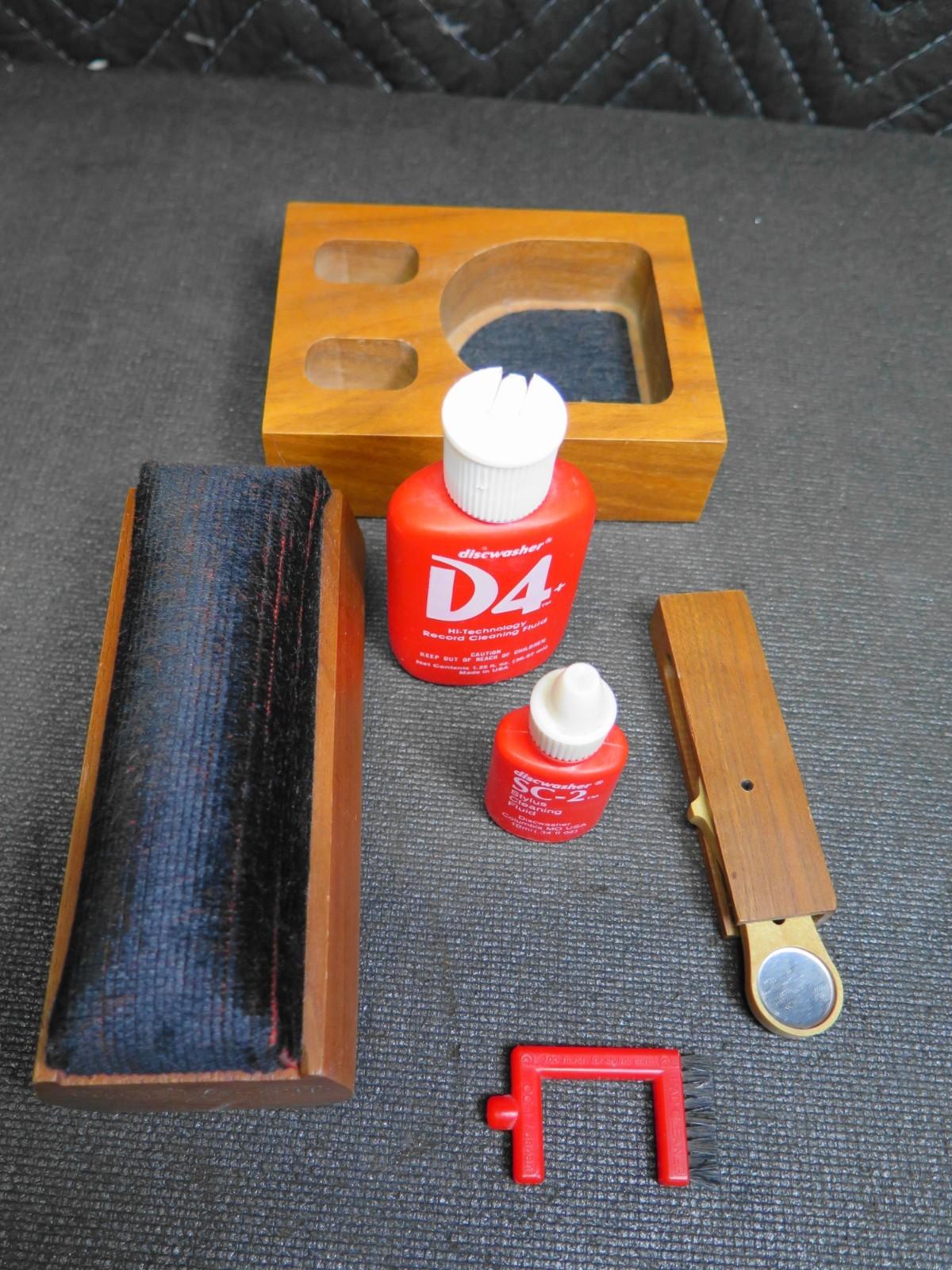 Vintage Discwasher DiscSet D4 SC-2 Stylus Cleaner Kit - Wood Block Brush