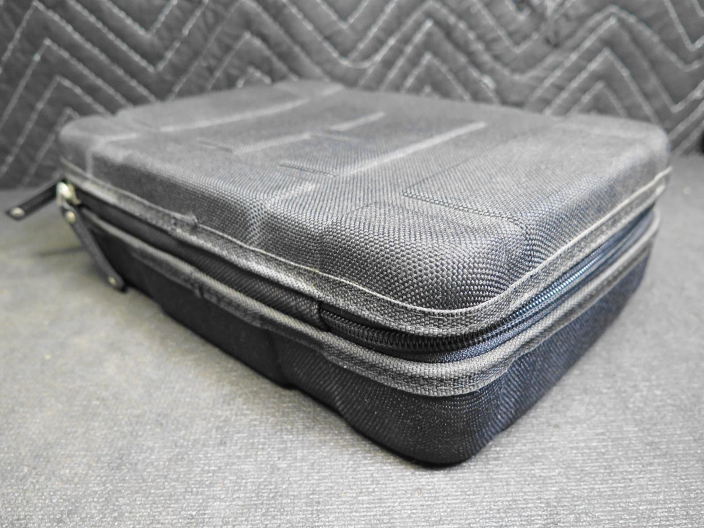 Hummer H2 Tool Kit - Leatherman Wave, MagLite Flashlight, Tire Pressure Gauge