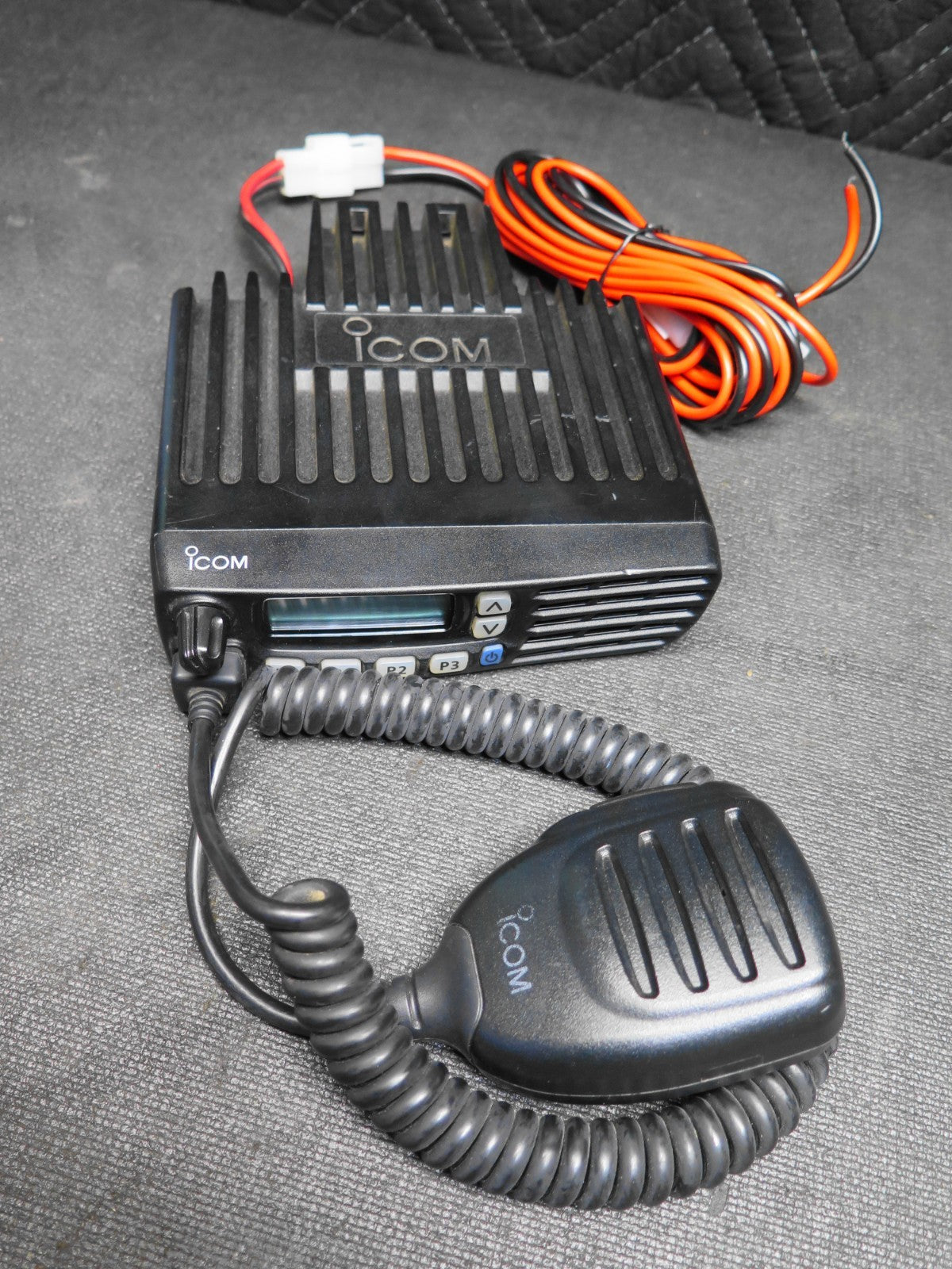 PCI ICOM IC-F5021, 50 WATT, 128 CHANNEL RADIO w/ HM-152 MIC