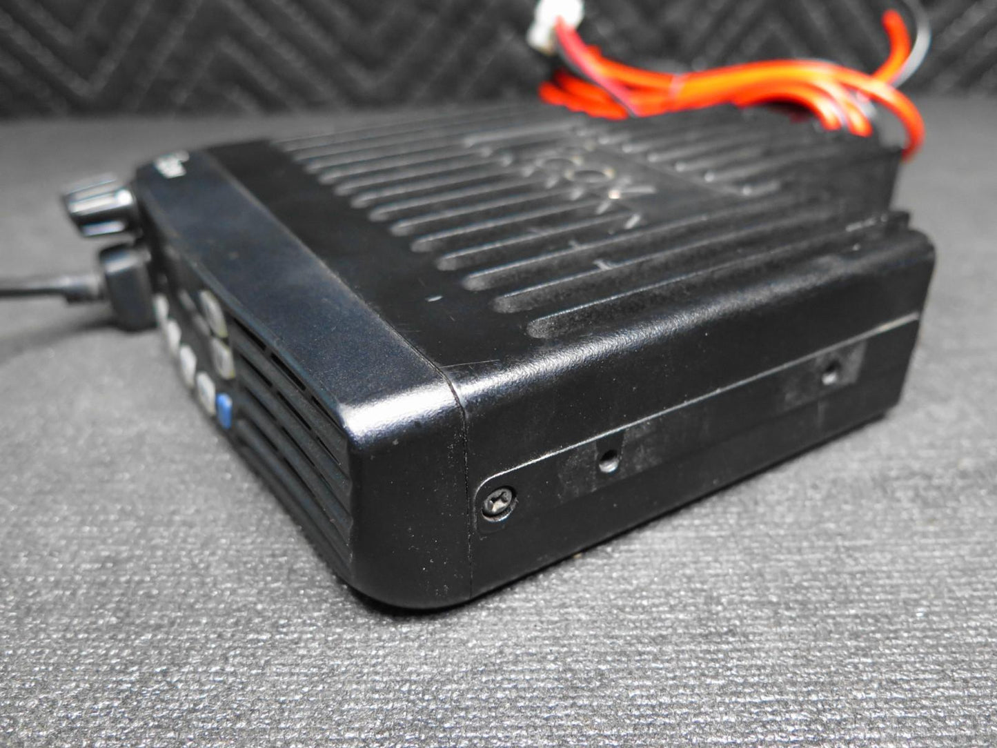 PCI ICOM IC-F5021, 50 WATT, 128 CHANNEL RADIO w/ HM-152 MIC