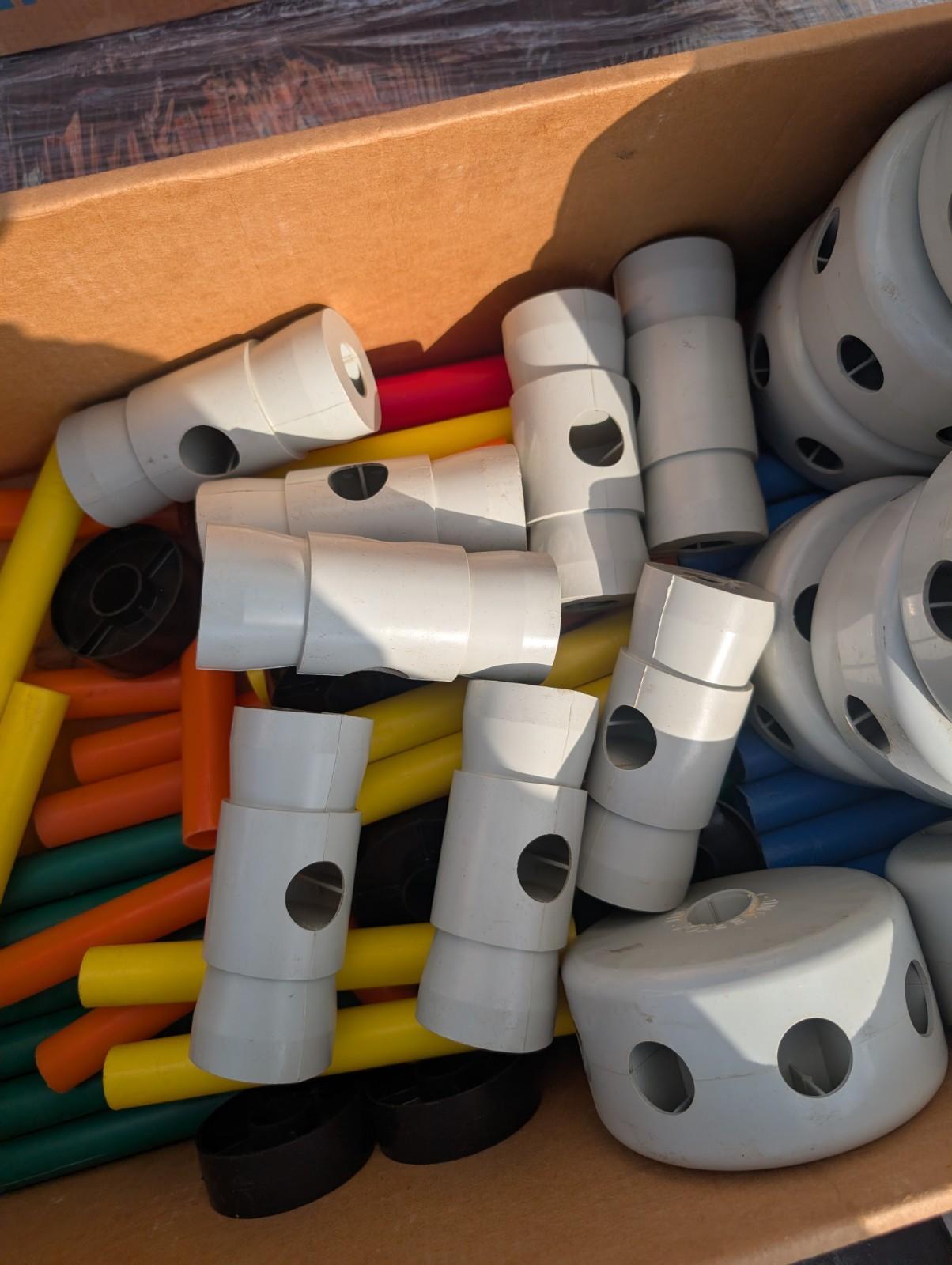 Vintage 1970's GIANT Tinker Toys No. 5300 ORIGINAL GIANT Plastic Set Tinkertoy