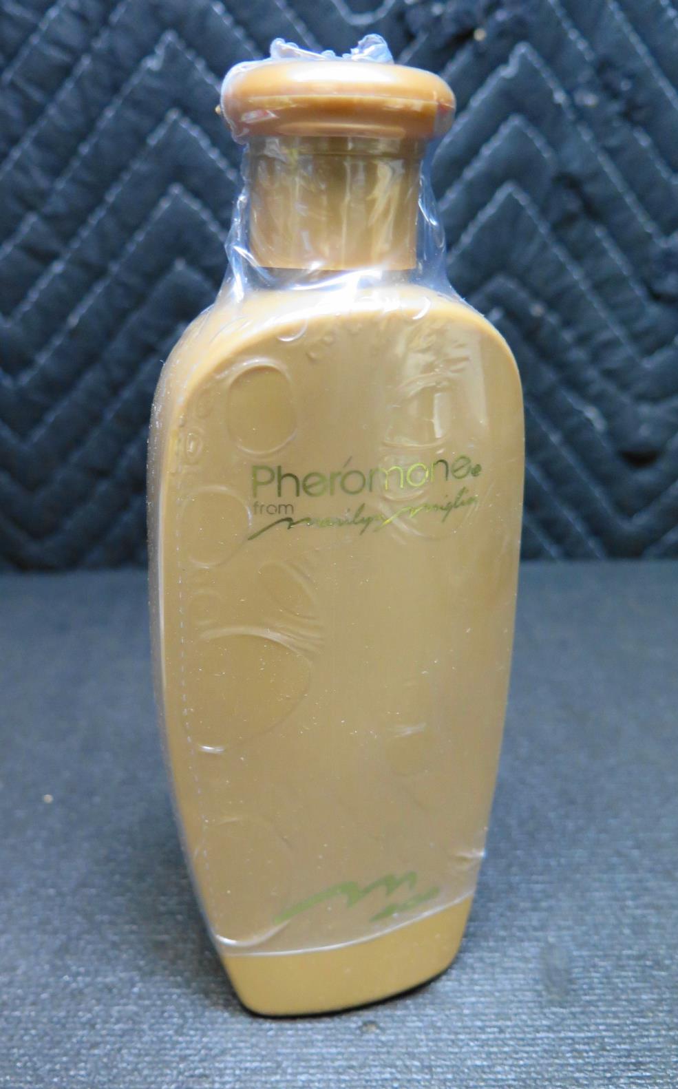 Marilyn Miglin Pheromone Musk Liquid Silk Powder 8 fl oz/236 ml