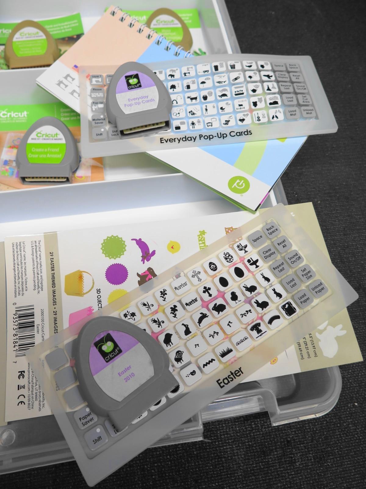 Lot Of 8 Cricut Cartridge With Booklets And Keyboard Overlays W/ ArtBin Case