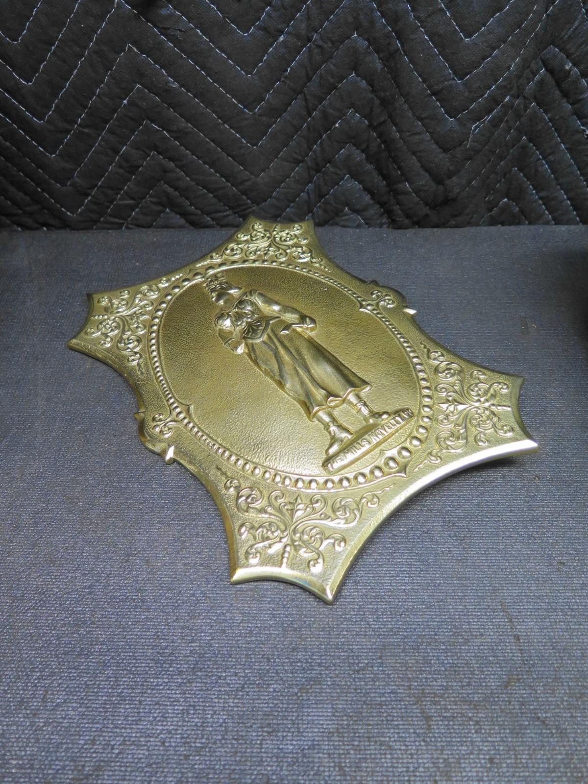 The Mills Novelty Co - Advertising Display Promotional Shield / Plaque