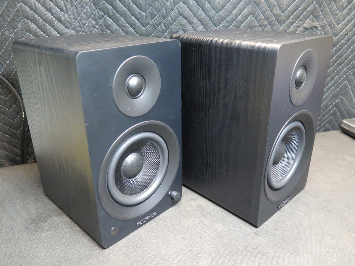Fluance Ai 41 Powered Stereo Bookshelf Speaker w/ Remote - Bluetooth & RCA Input