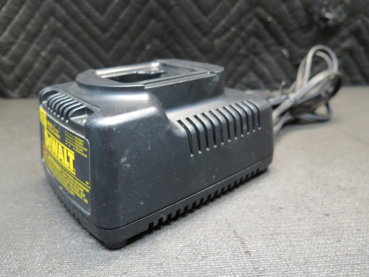 DeWalt DW9116 1 Hour NiCd Battery Charger 7.2V-18V