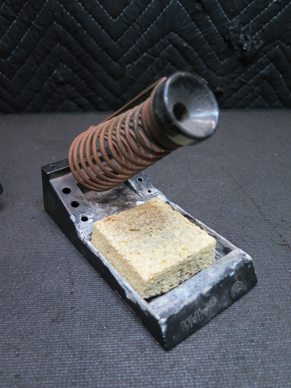 Weller WES50 Soldering Station Power Unit w/ Extra Tip & Wand Holder