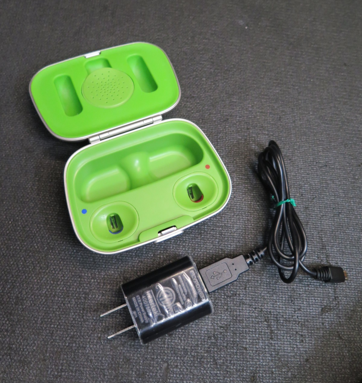 Phonak Hearing Aids Charger Combi Sonova AG Charging Case w/ Power Adapter