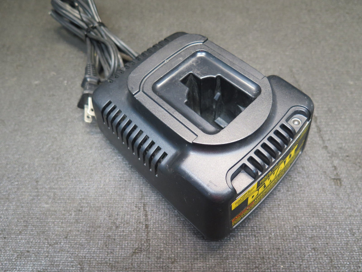 DeWalt DW9116 1 Hour NiCd Battery Charger 7.2V-18V