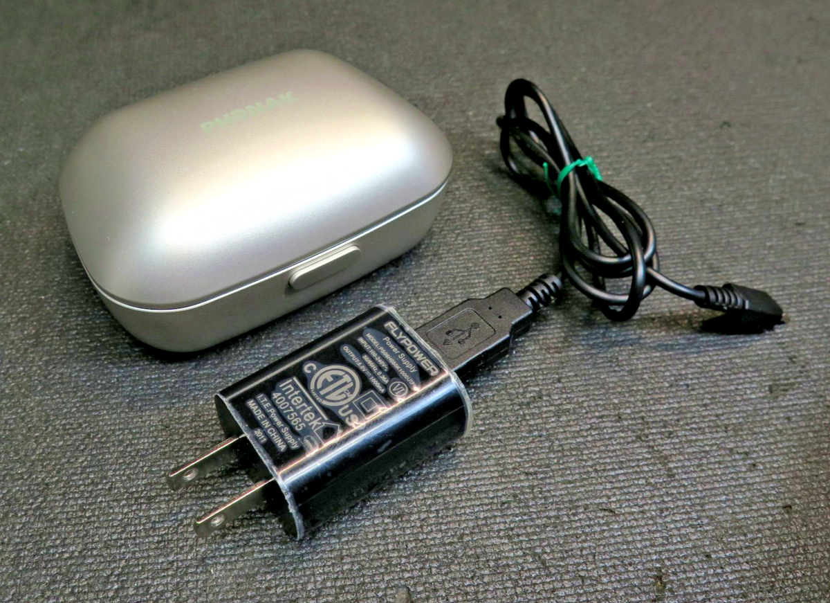 Phonak Hearing Aids Charger Combi Sonova AG Charging Case w/ Power Adapter
