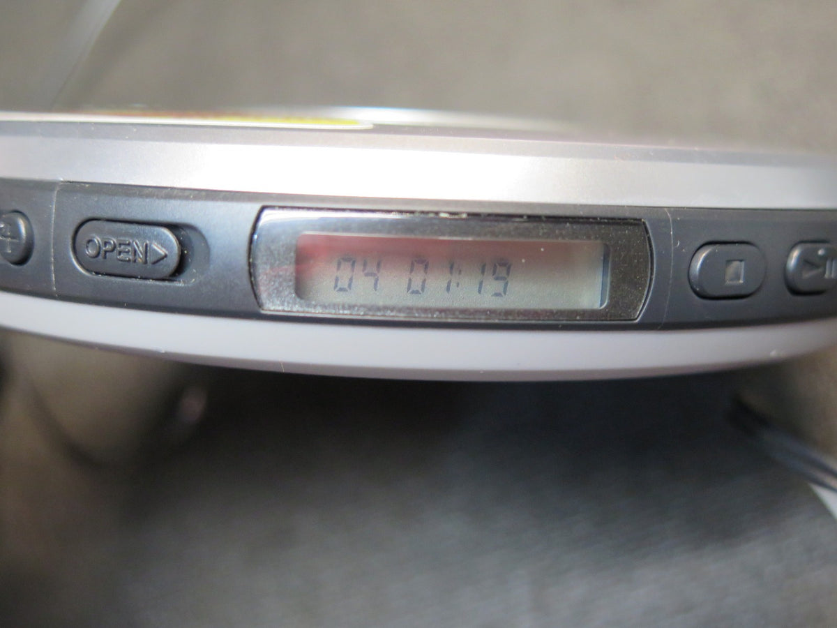 Sony Walkman D‑EJ011 Portable CD Player w/ Power Adapter Mega Bass G‑Protection