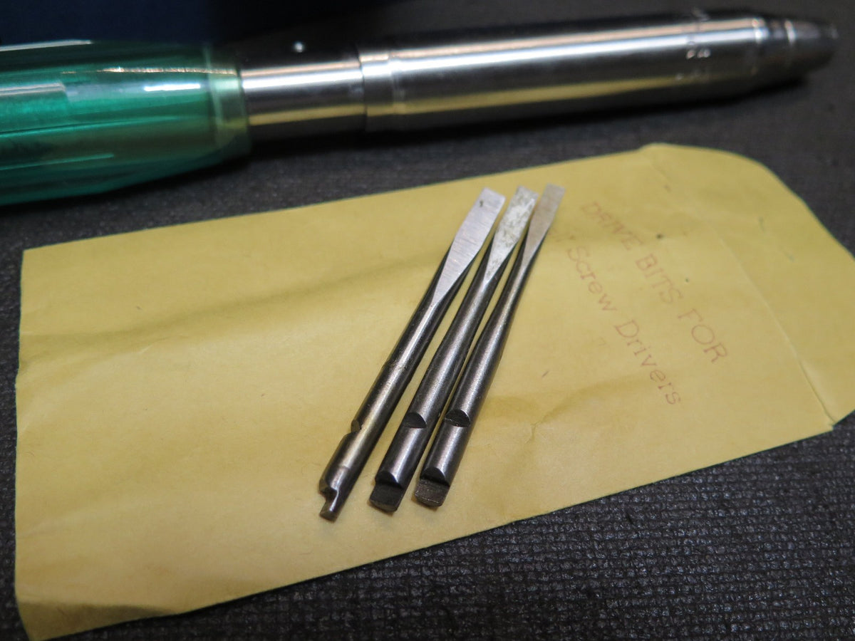 Vintage Greenlee Spiral Screwdriver No. 451 USA Made w/ 3 Original Bits & Box