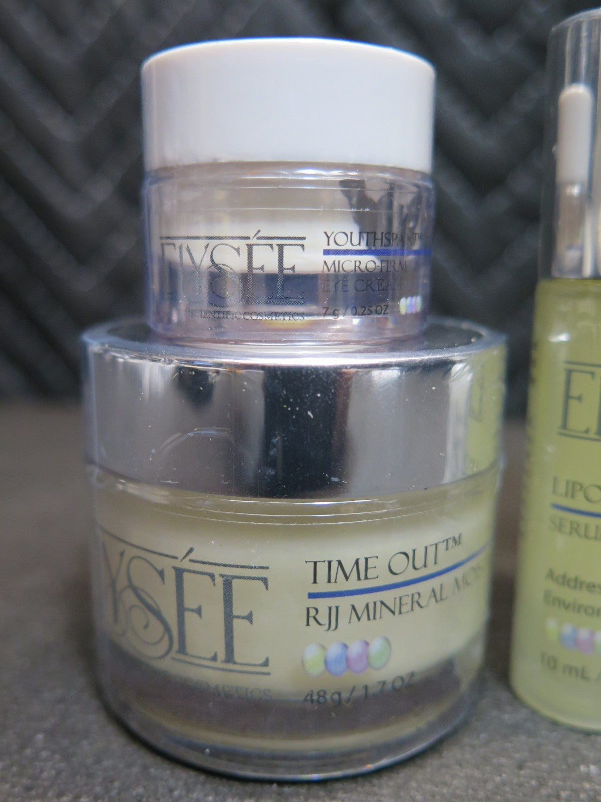 ELYSEE Stressed Skin Rehab System - Moisturizer, Eye creme, Serum x2, Elixir
