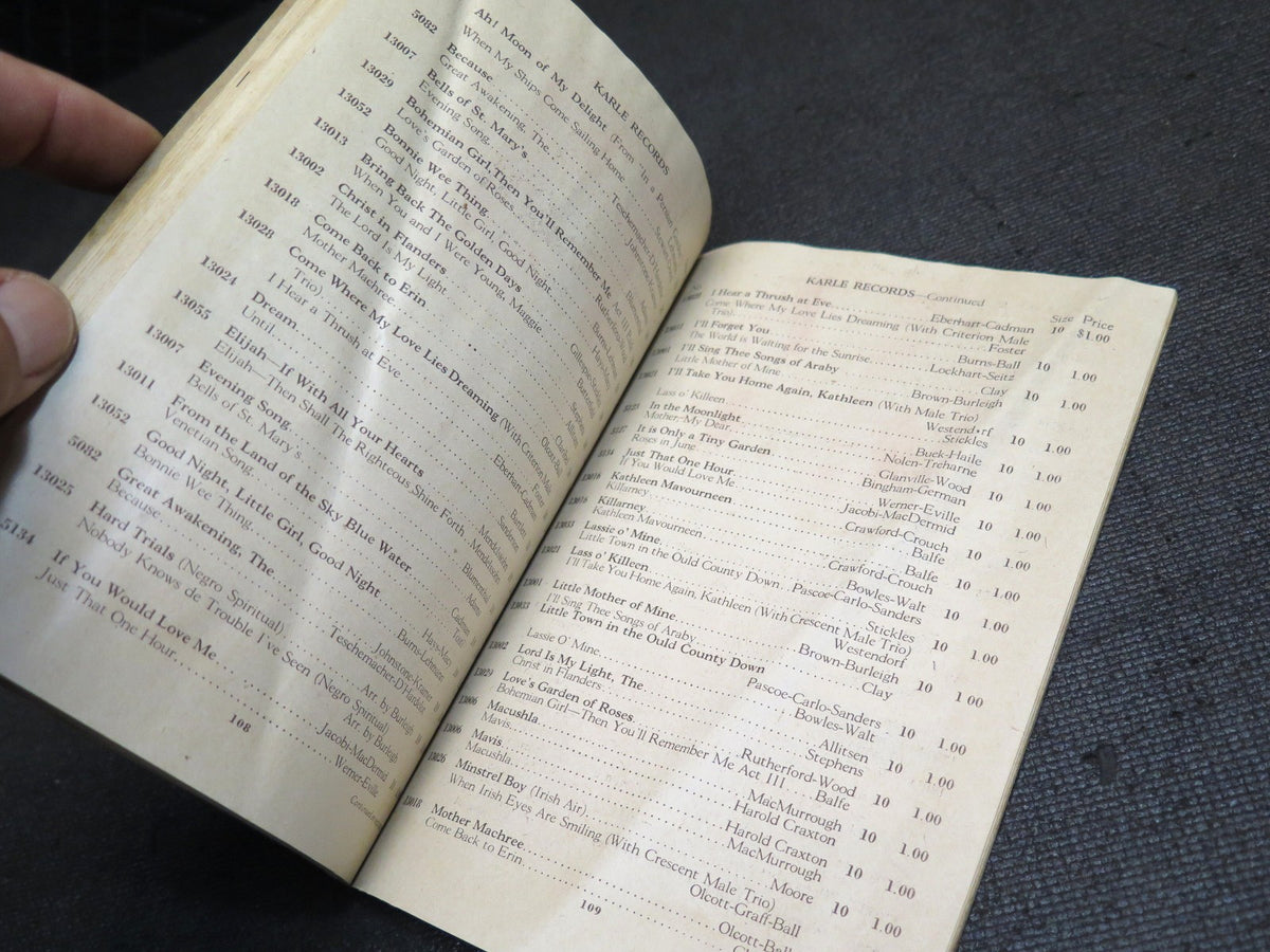 Antique 1923 Brunswick Records - Record Catalog