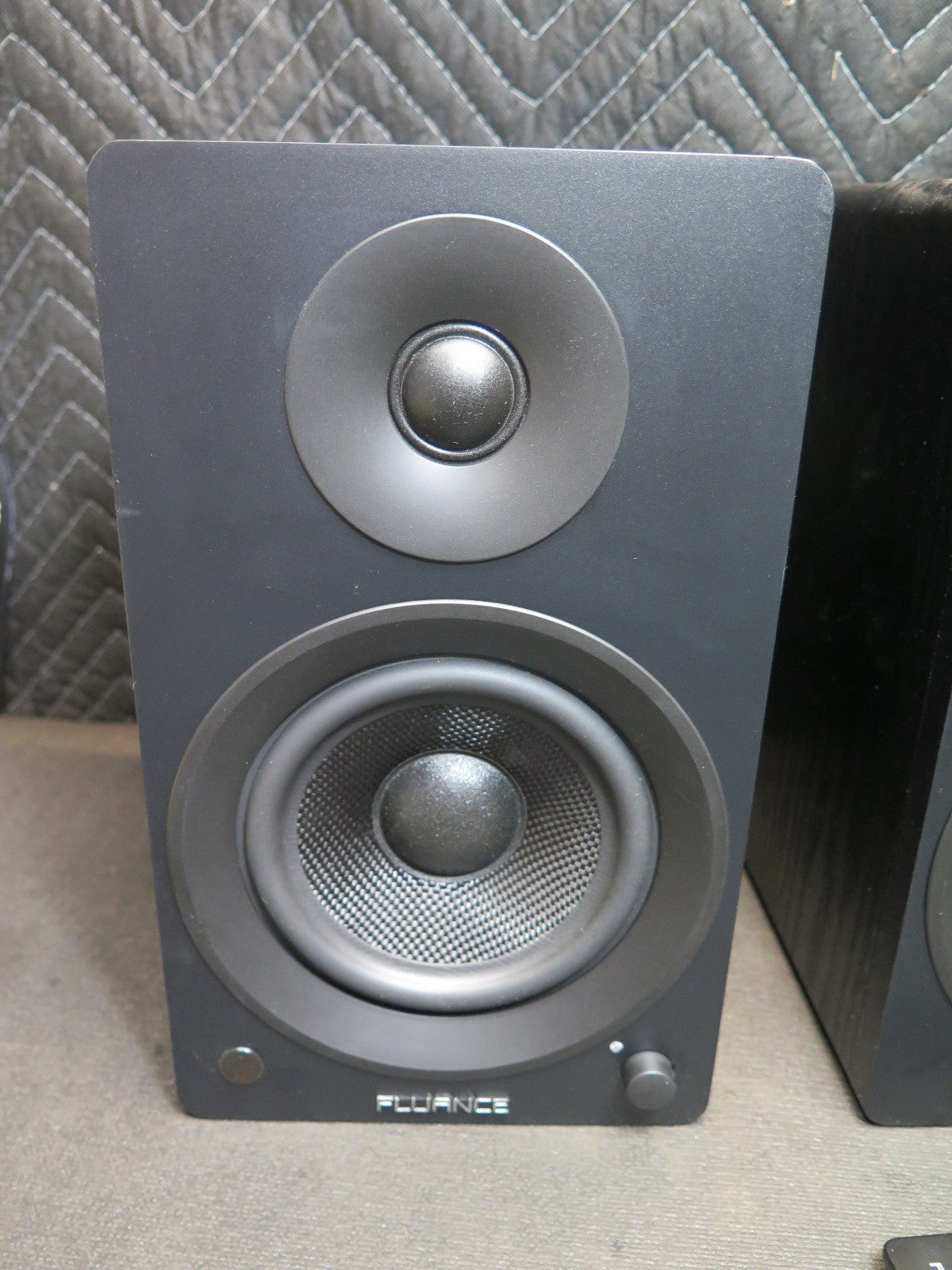 Fluance Ai 41 Powered Stereo Bookshelf Speaker w/ Remote - Bluetooth & RCA Input