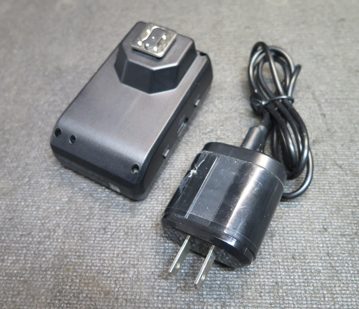 Lumionix Komet TR Camera Trigger - Bluetooth Mobile Phone Control