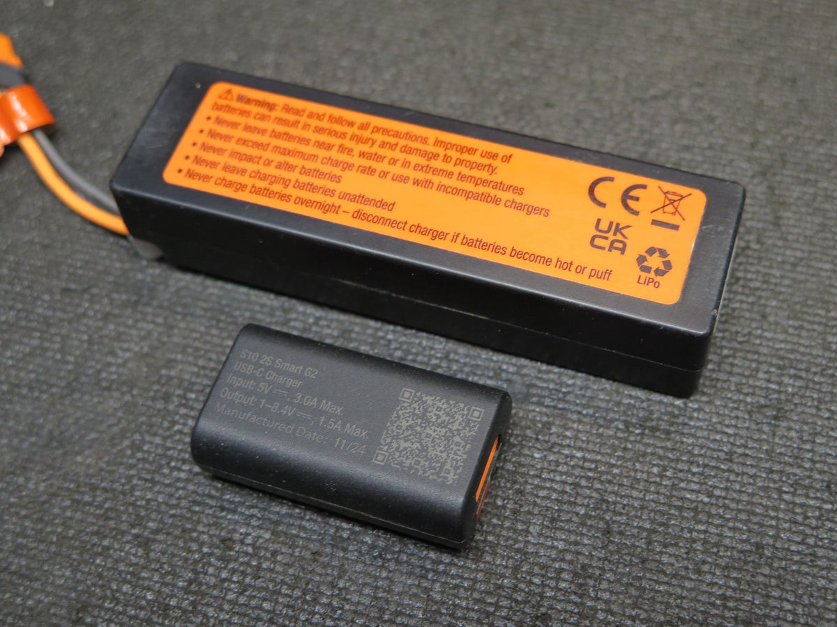 Arrma GROM - Battery & Charger 1400Mah 7.4v lipo typhon mojave quake ARA2137