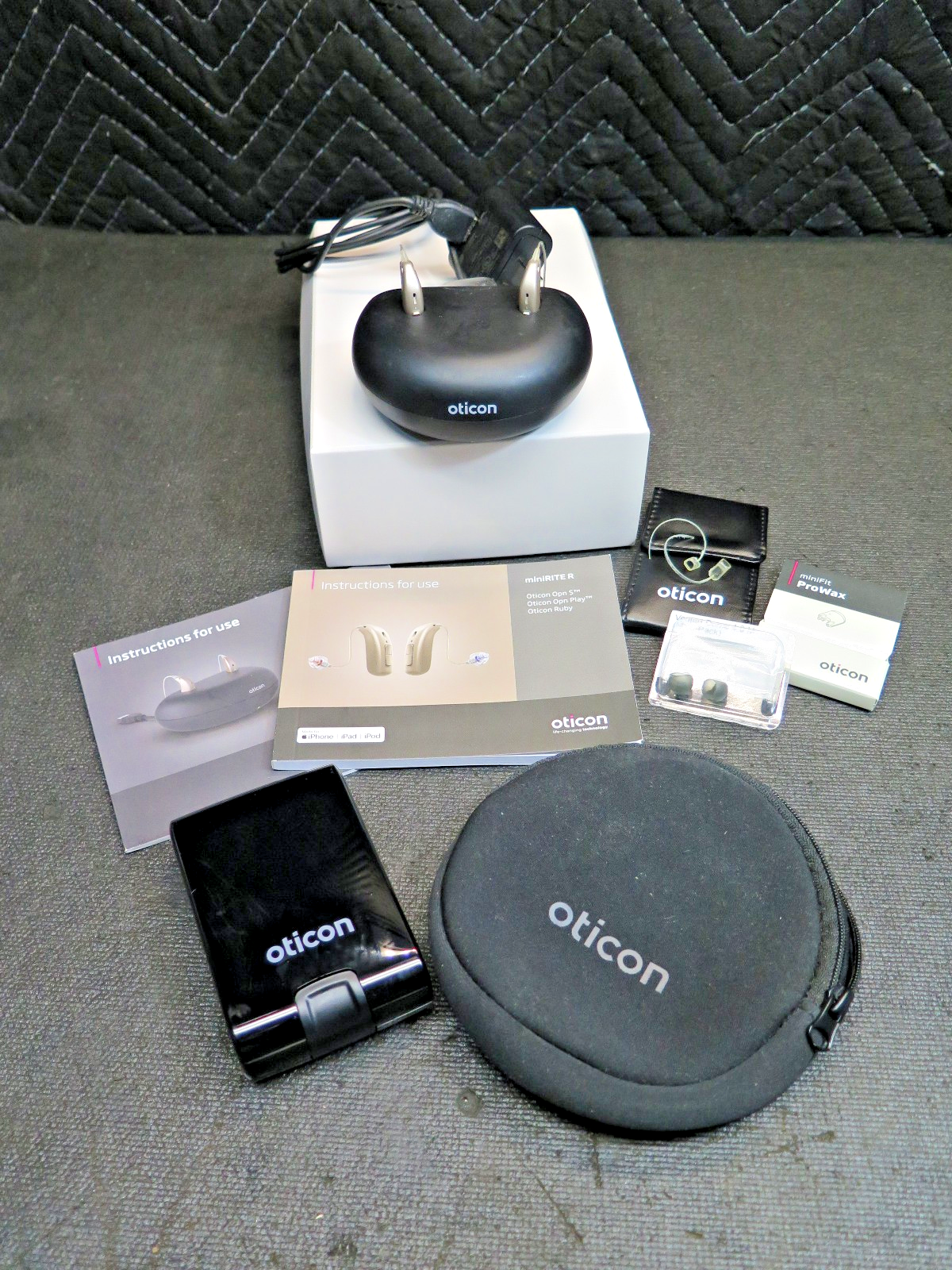 Oticon OPN S1 miniRITE R - Pair Left & Right w/ Charger - iPhone - bluetooth