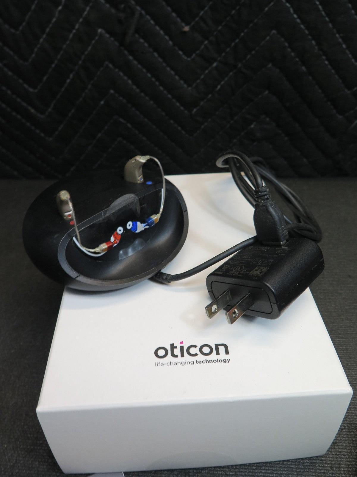 Oticon OPN S1 miniRITE R - Pair Left & Right w/ Charger - iPhone - bluetooth