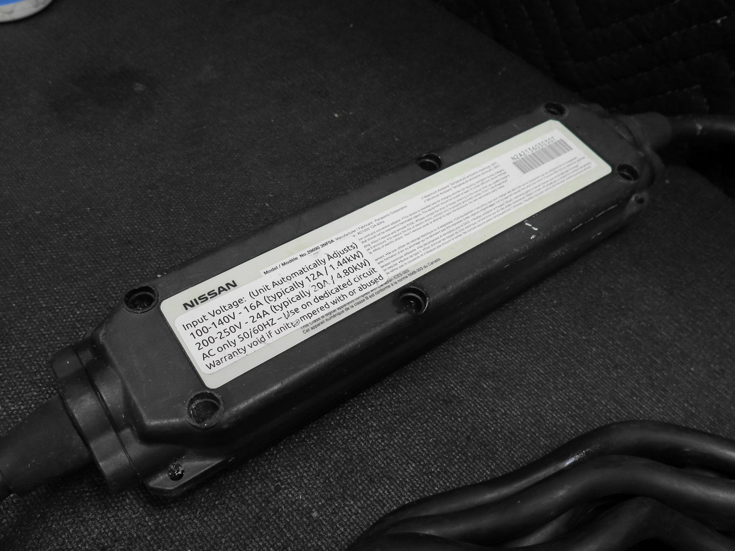 Nissan Leaf Aria Charger 29690 3NF0A EV Battery Charging Cable