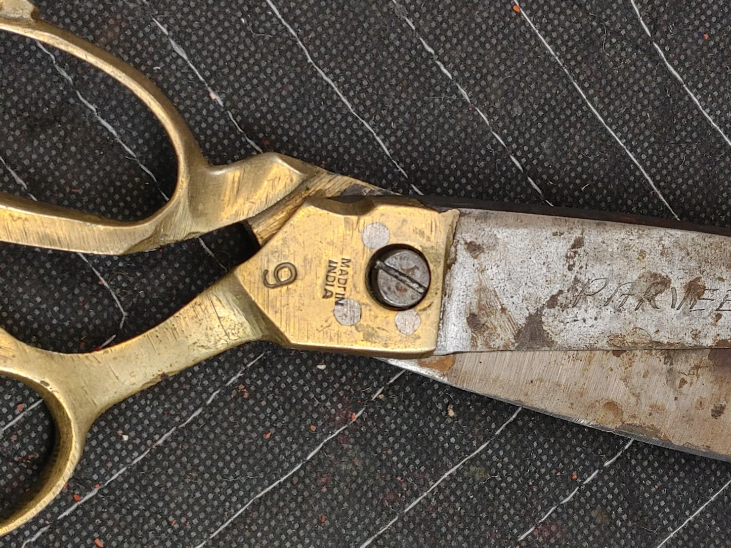 9" Parveen Brass & Steel Shear 4.5" blade - vintage scissor shears