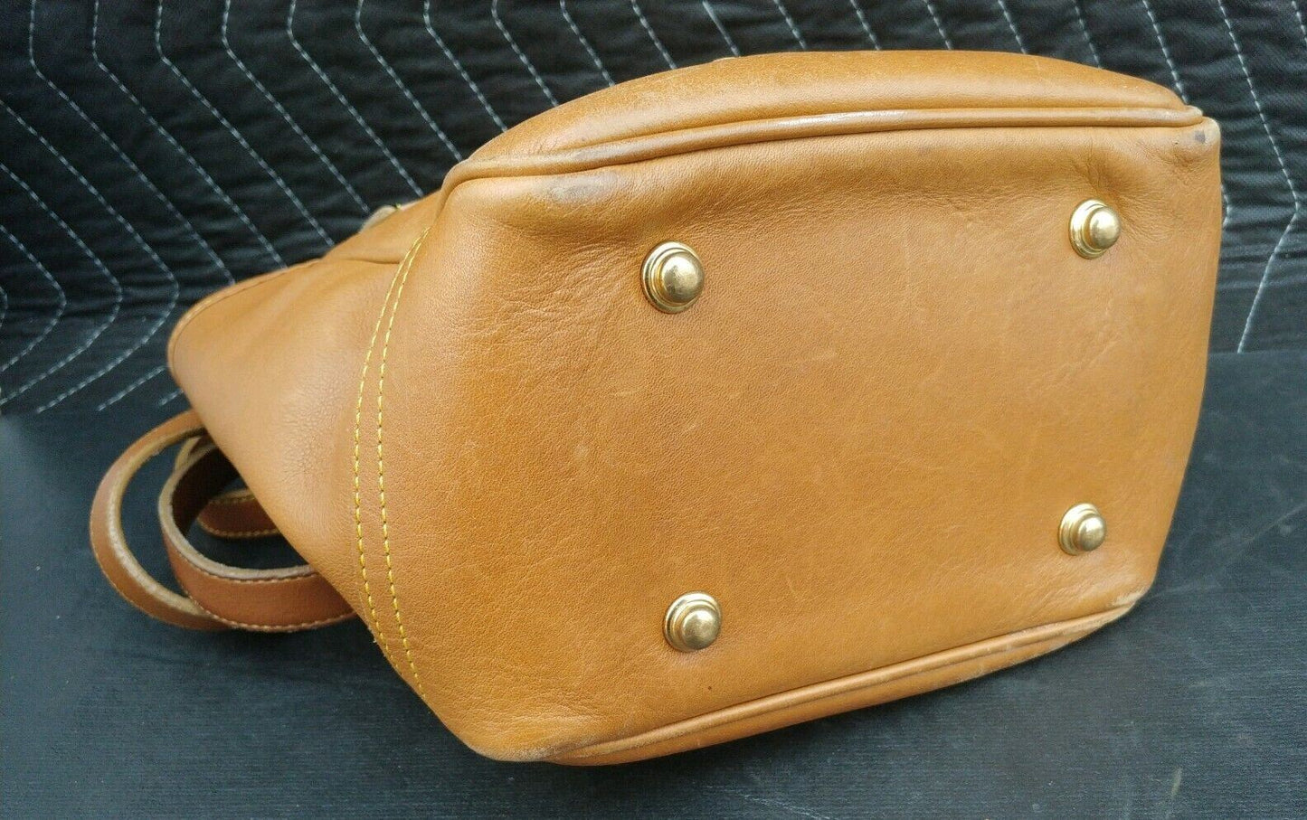 Vtg DOONEY & BOURKE British Tan Brown Leather HOBO Shoulder Tote Purse Bag USA