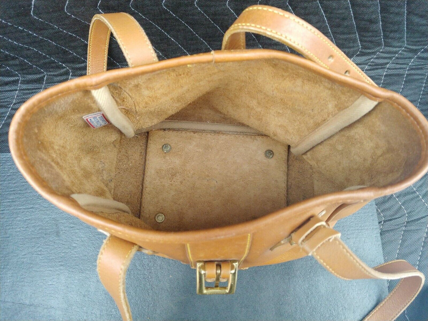 Vtg DOONEY & BOURKE British Tan Brown Leather HOBO Shoulder Tote Purse Bag USA