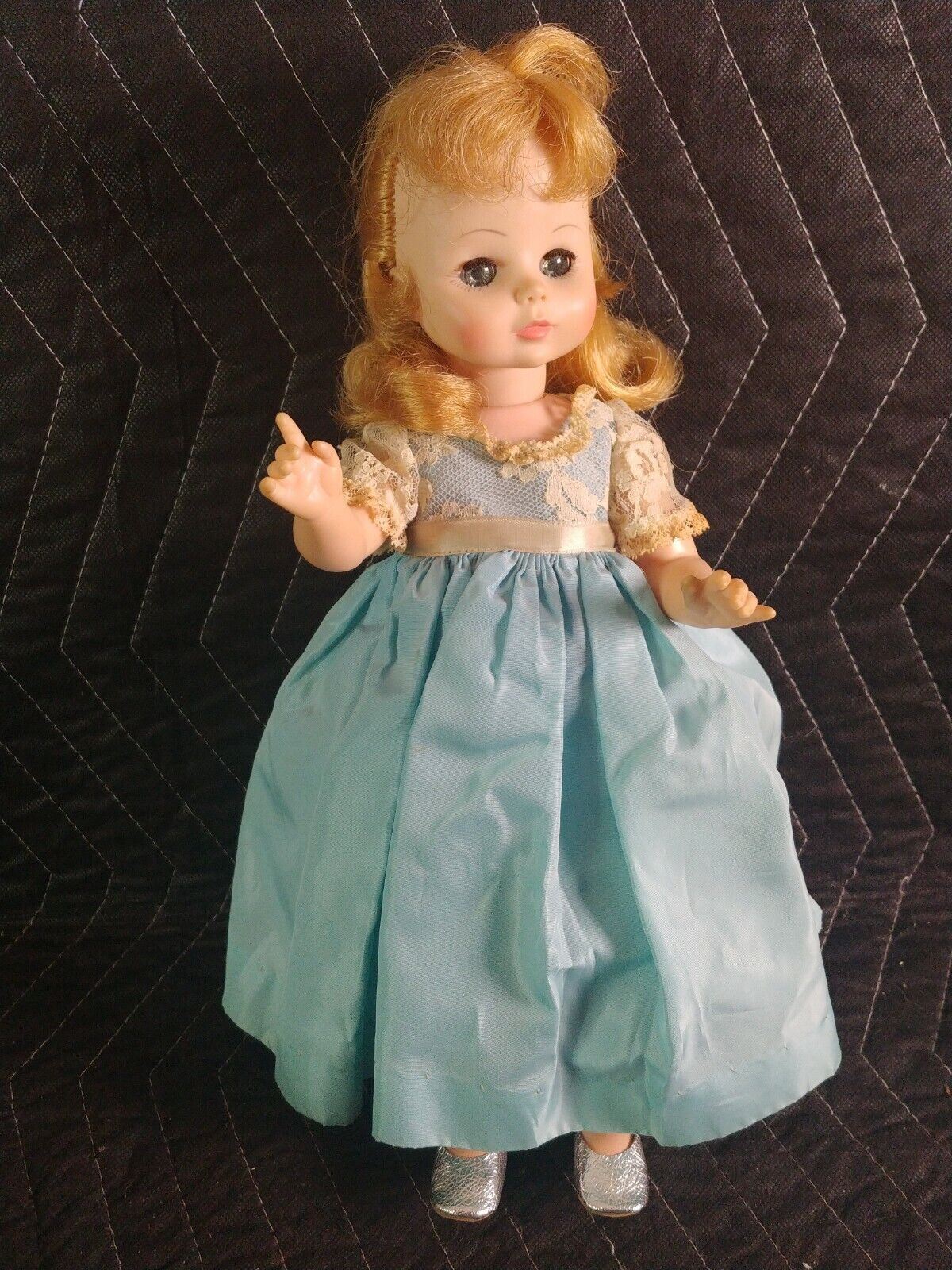 Vtg 1970's Madame Alexander UNITED STATES 14" Wendy Doll