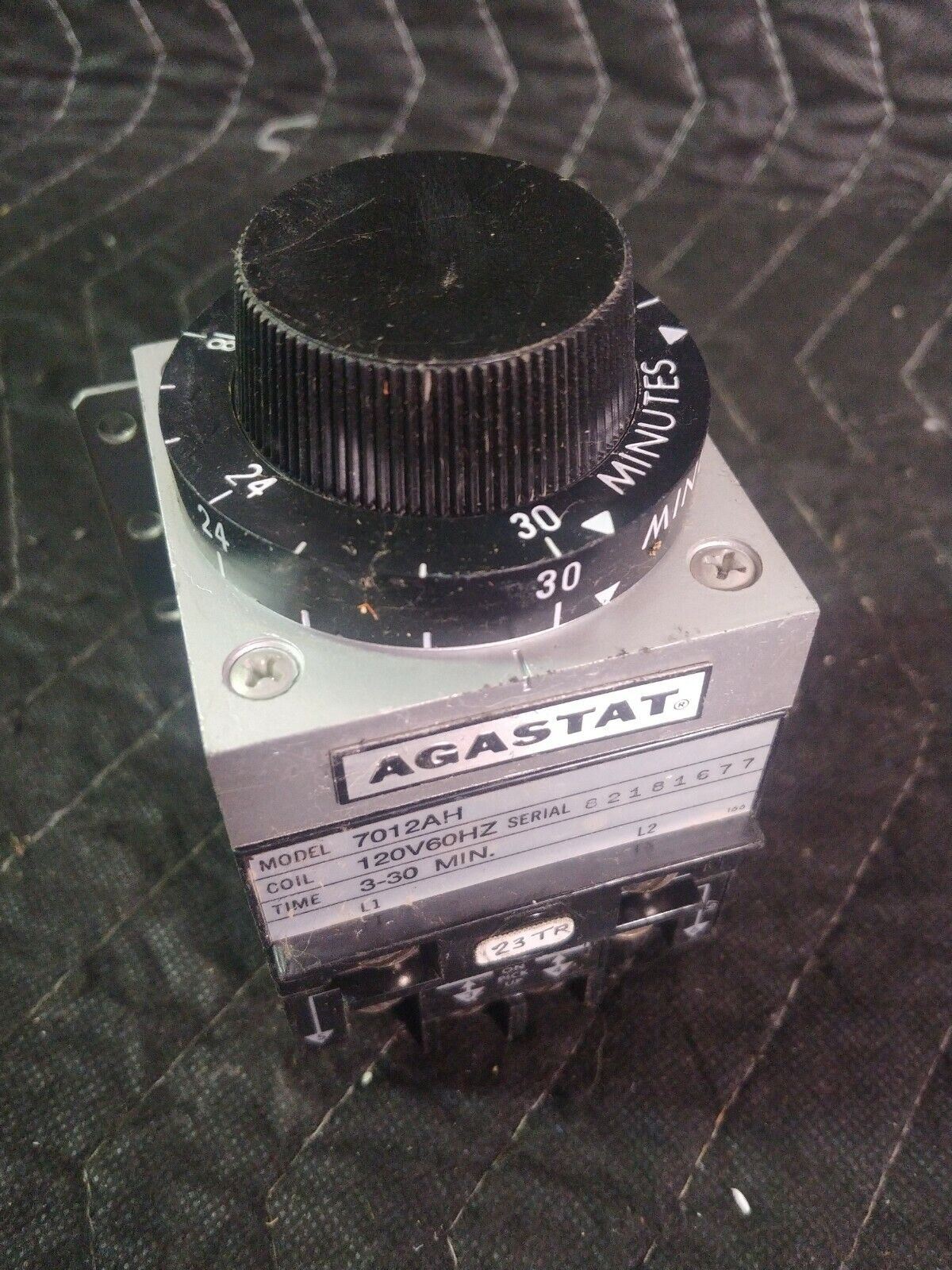 AGASTAT 7012AH TIMING RELAY 3-30 MINUTES 120-240 VAC 1/4 HP