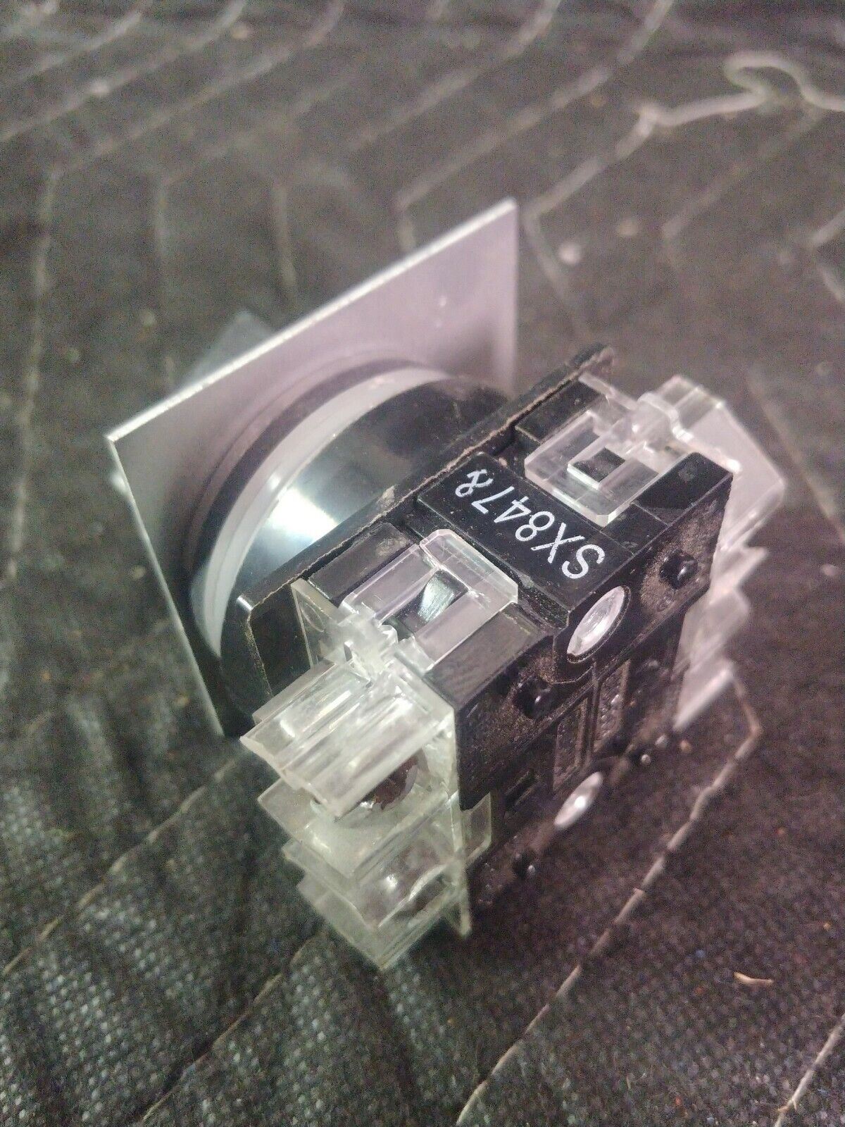 GE CR104P 3 Position Selector Switch