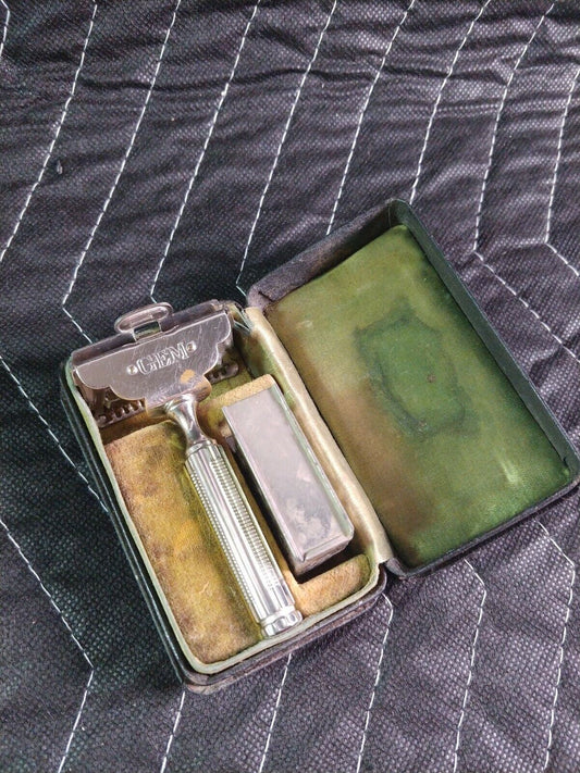 RARE - Antique GEM 1912 LATHER CATCHER Single Edge RAZOR in Leather wrapped case