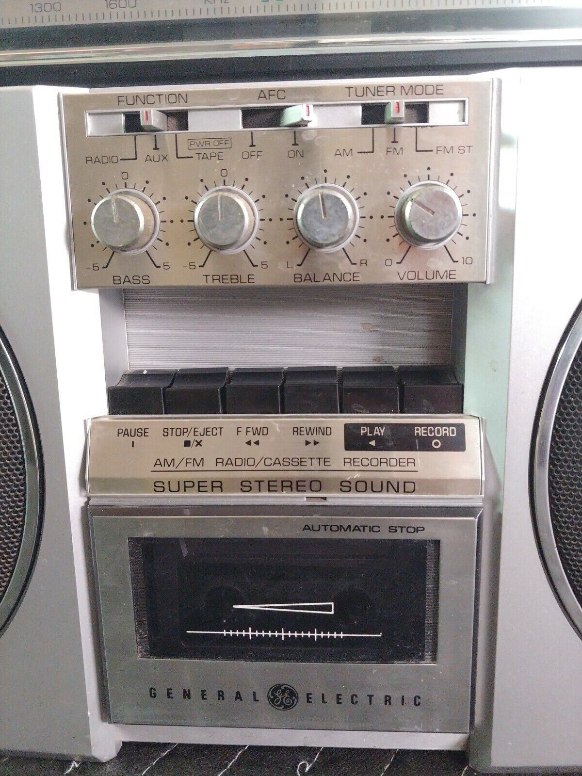 Vintage GE General Electric 3-6000A AM/FM Cassette Boombox Radio – ineedths