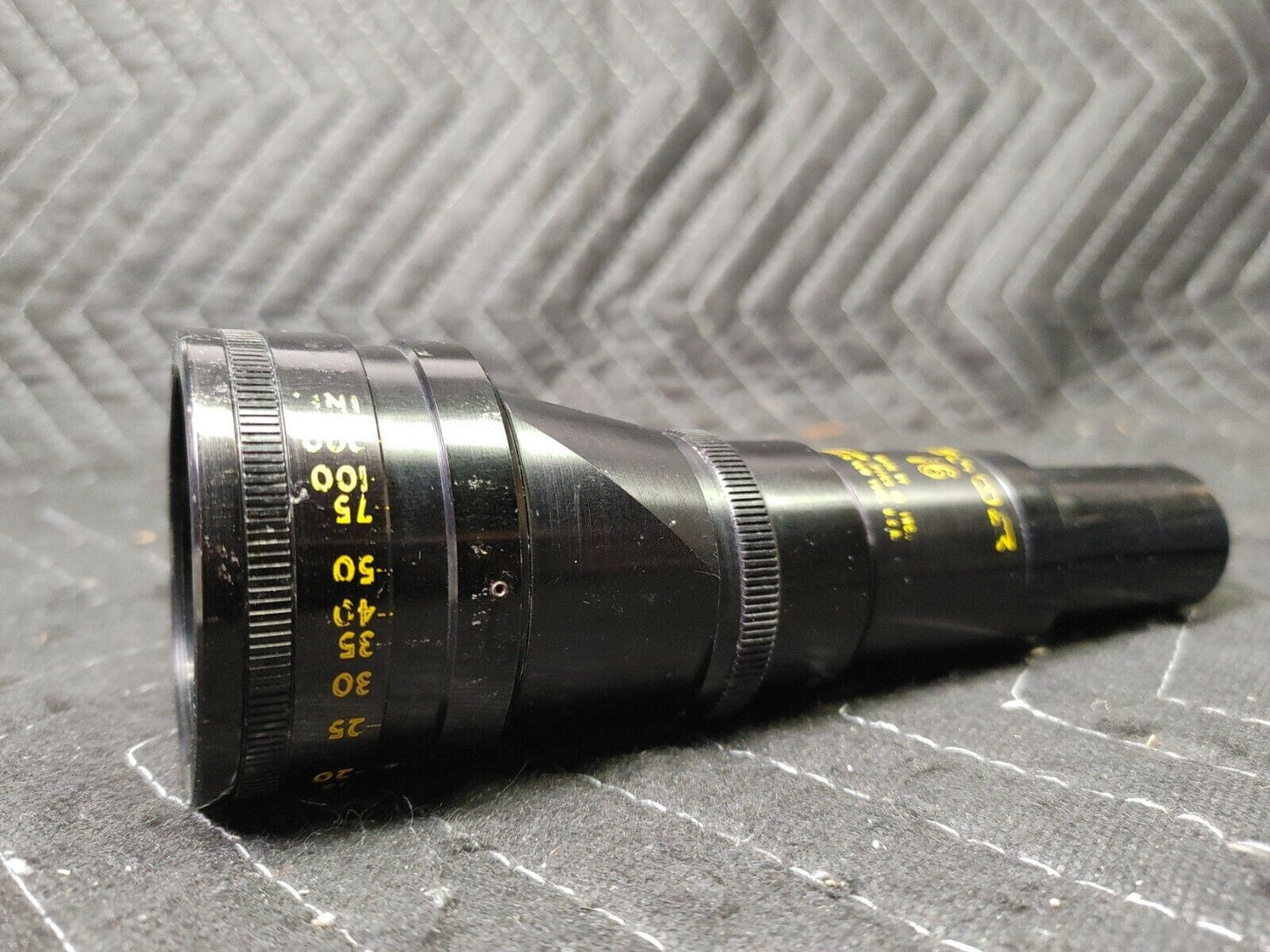 Projection Optics HILUX 16 Anamorphic lens - Clean Optics