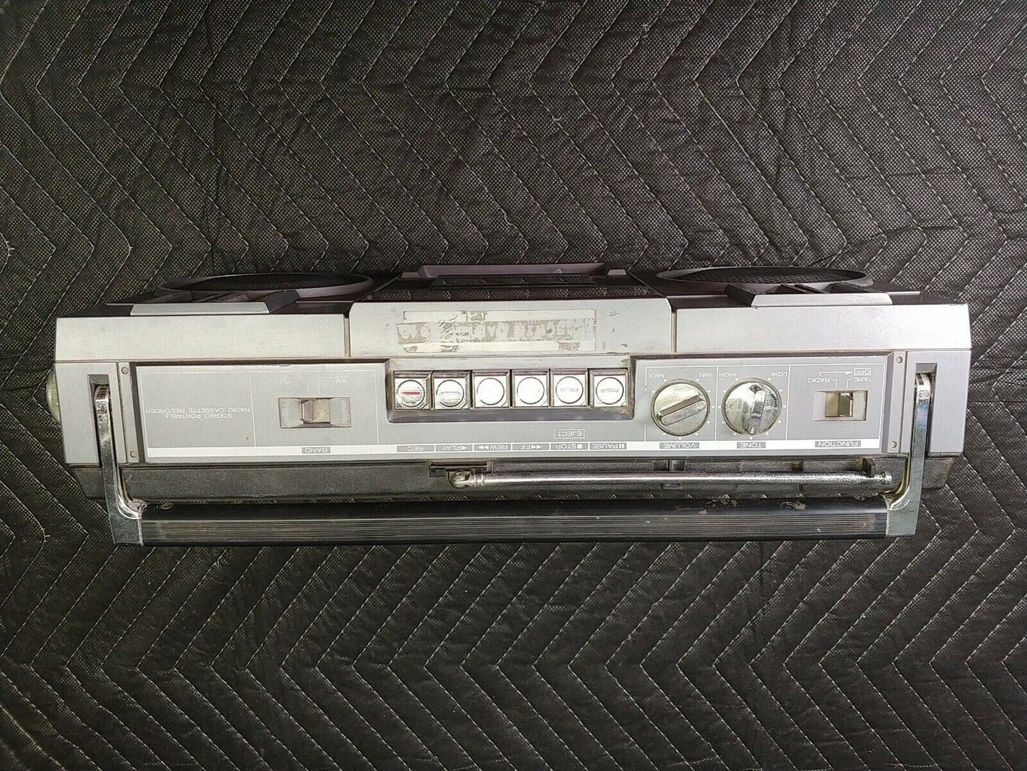 Vtg 80s Hitachi TRK-6820H Boombox AM FM Radio