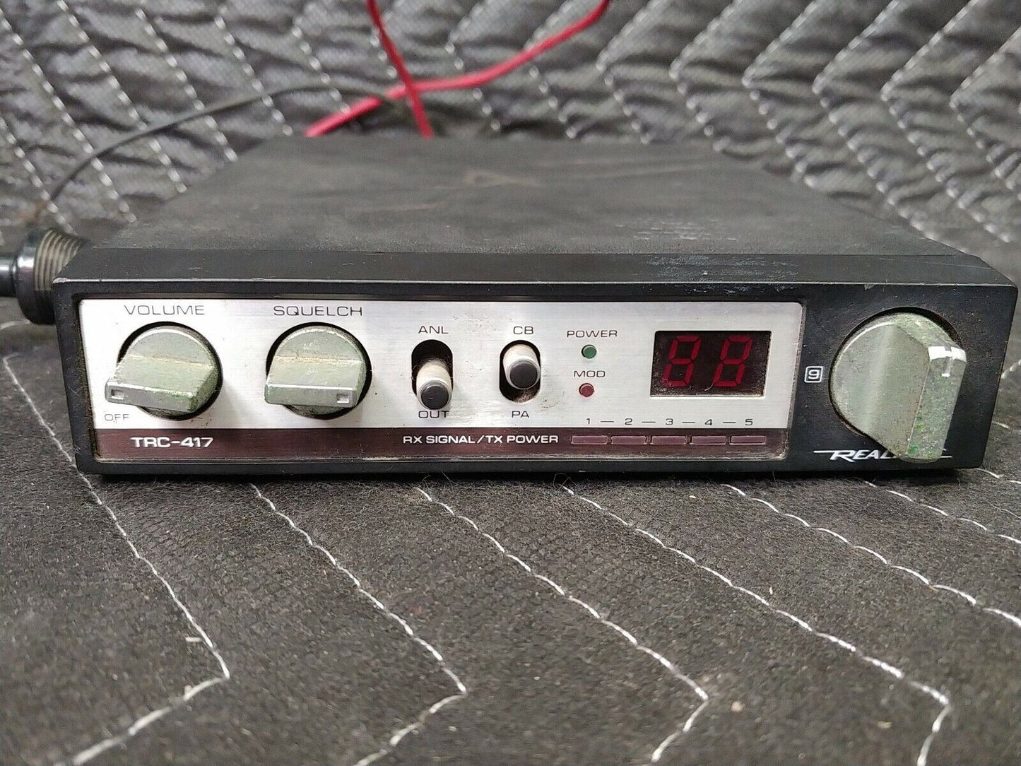 REALISTIC CB RADIO PAIR TRC 417 40 CHANNEL UNTESTED W/ Mic