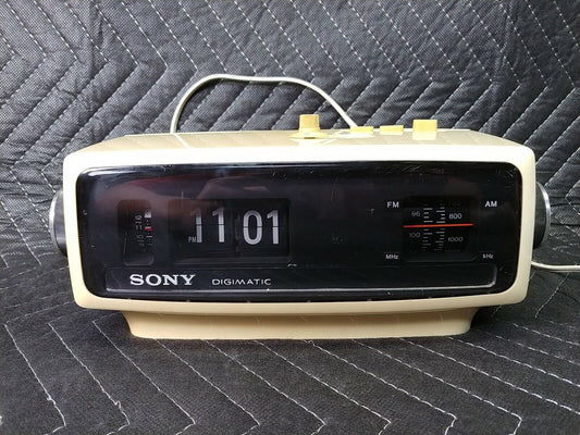 Vintage Sony Digimatic Clock Radio ICF-C460W - Tested