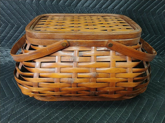 Vintage Bamboo And Reeds Woven Picnic Basket With Handles/Lid (16"L×12"W×7"D)