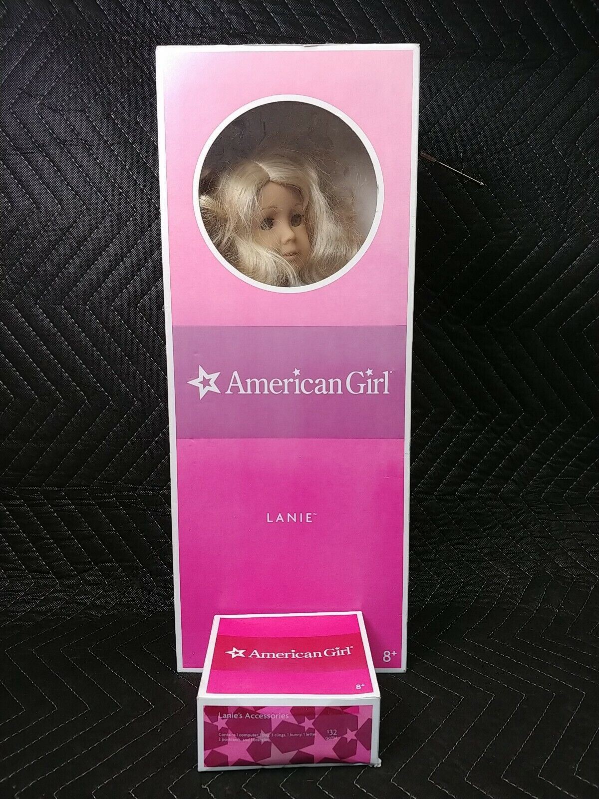 Retired Lanie Holland Girl Of The Year 2010 American Girl Doll w/ Accessories