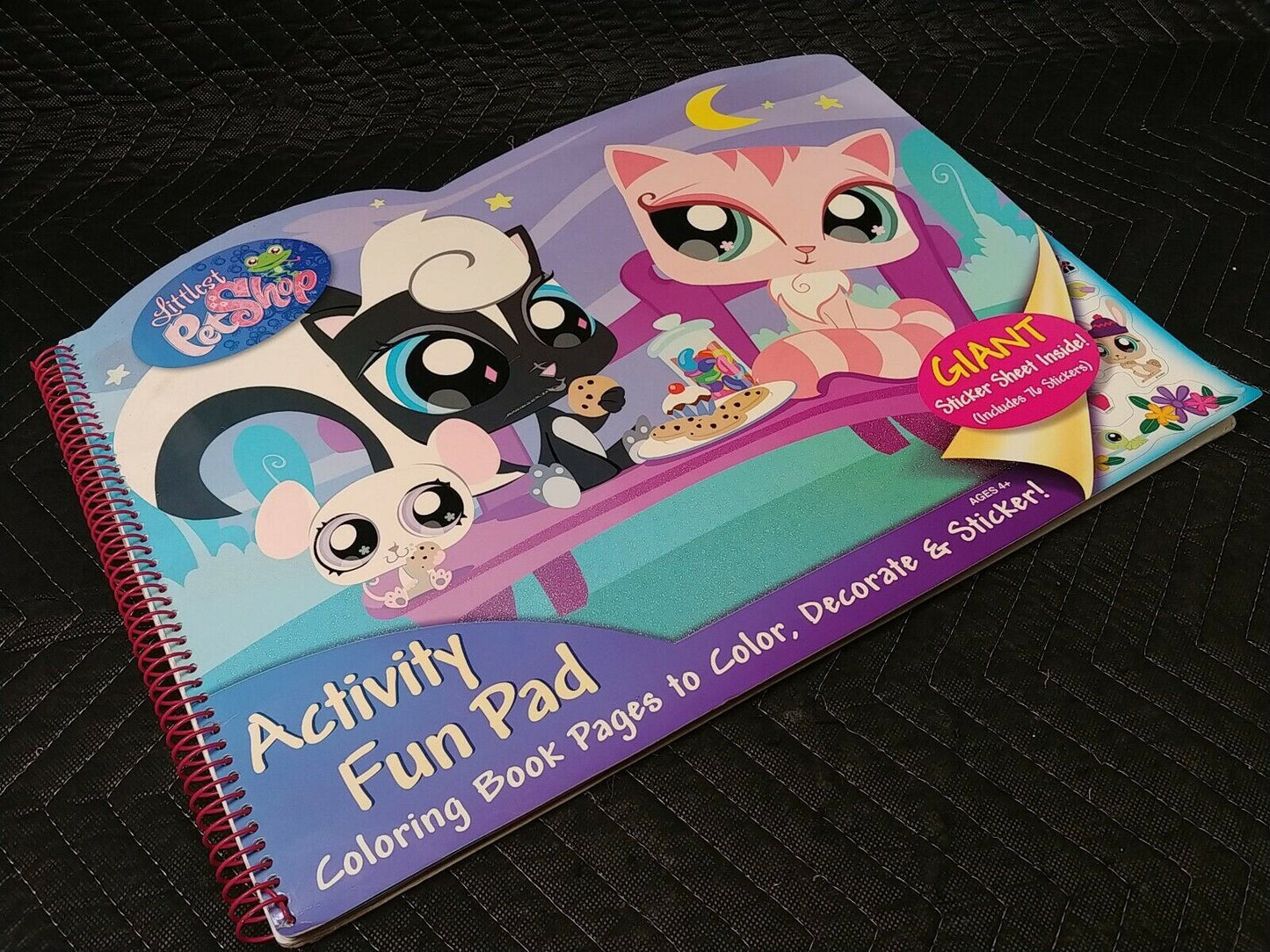 2006 LITTLEST PET SHOP GIANT COLORING & ACTIVITY FUN PAD W/ STICKERS - unused